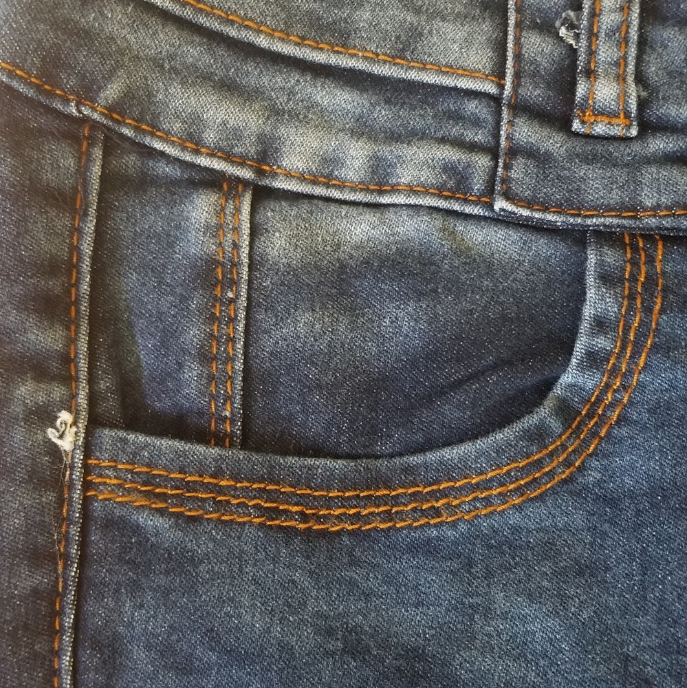 Jeans - Picture 3 of 3